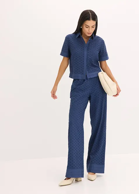 Blus med h&aring;lbroderi, bonprix