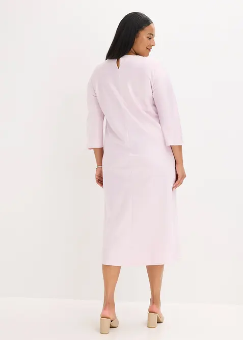 Kl&auml;nning av glansig satin, bonprix