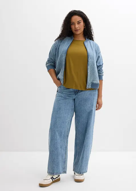 Fyrkantig T-shirt med b&aring;tringning i mjuk viskosmix, bonprix