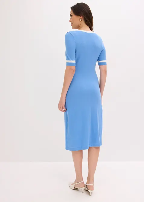 Stickad kl&auml;nning med viskos, bonprix