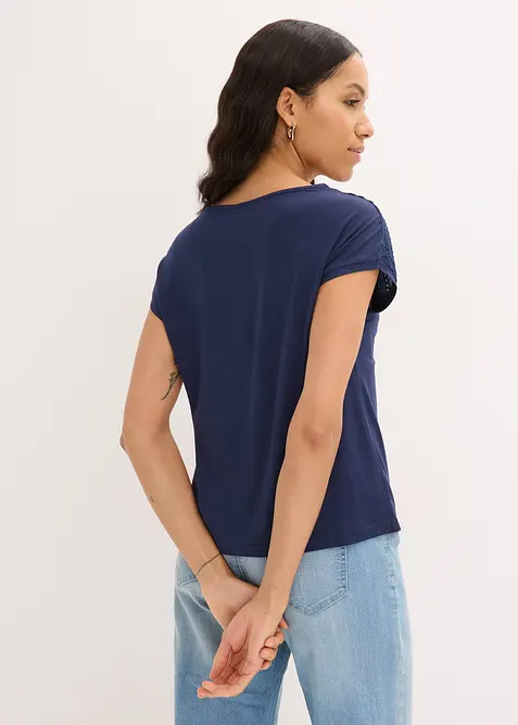 Topp med spets i mjuk viskos, bonprix