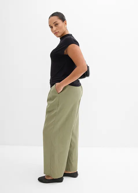 Byxa med dekorativ knapp, av viskosmix, bonprix