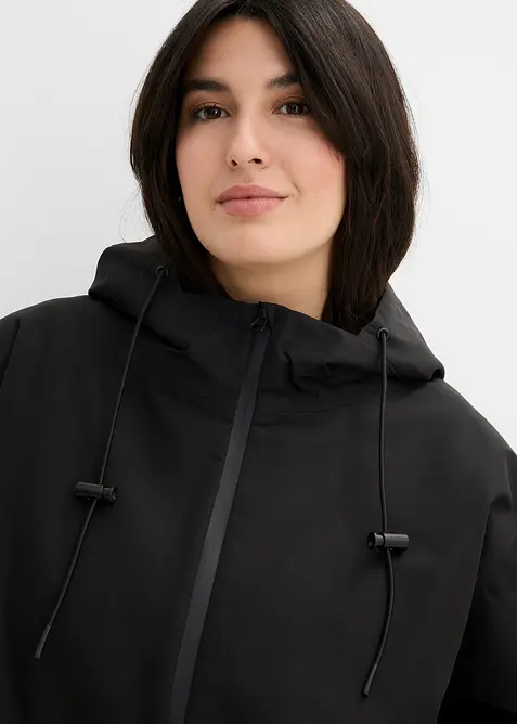 L&auml;tt regnkappa med f&ouml;rvaringsp&aring;se, bonprix