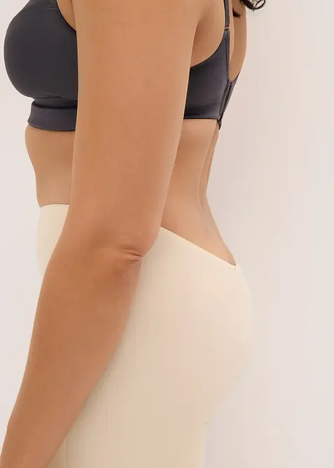 Cykelbyxa med medelh&ouml;g formande kraft, l&aring;g linning bak, bonprix