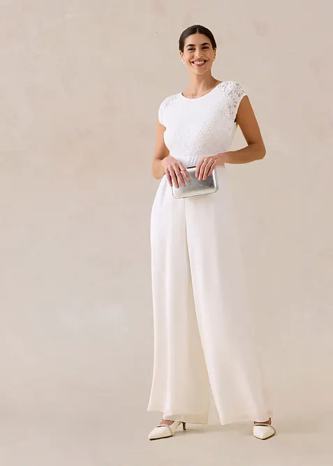 Jumpsuit av tunn chiffong med spets, bonprix