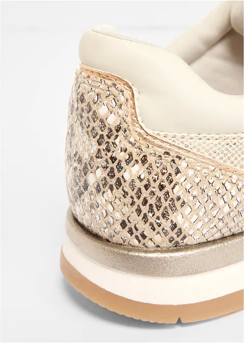 Sneakers med djurm&ouml;nstrade detaljer fr&aring;n Tamaris, Tamaris