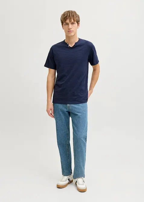 T-shirt i bomull med farfarskrage, fr&aring;n JJ REBEL, JJ REBEL