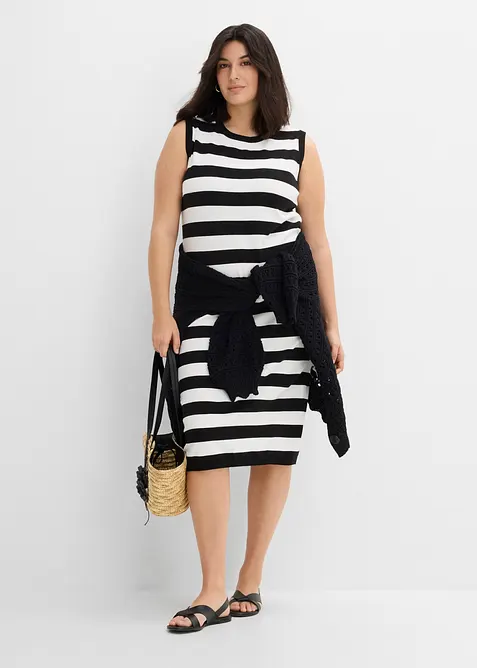 Stickad kl&auml;nning, bonprix