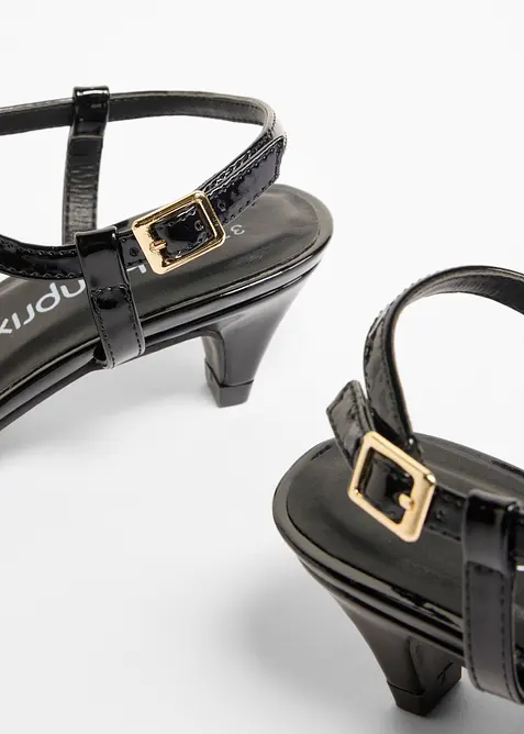 Pumps med remmar och lacklook, bonprix
