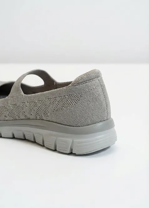 Ballerinaskor fr&aring;n Skechers med minnesskum, Skechers