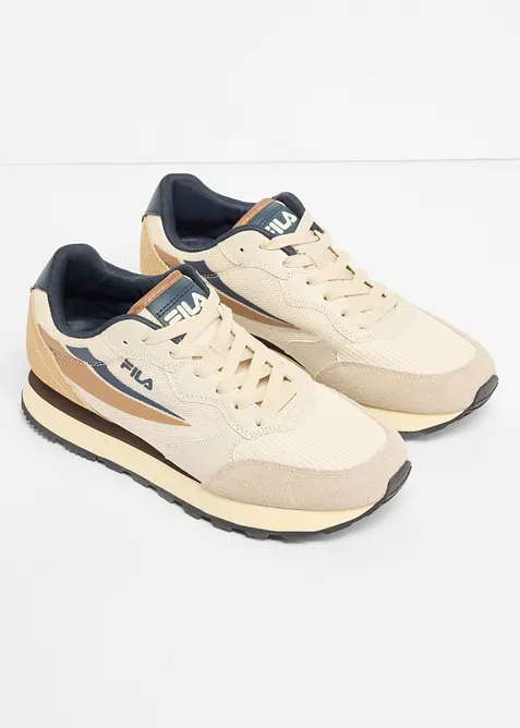 Mjuka sneakers fr&aring;n Fila, FILA