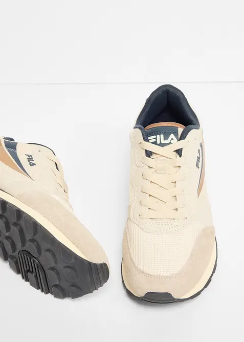 Mjuka sneakers fr&aring;n Fila, FILA