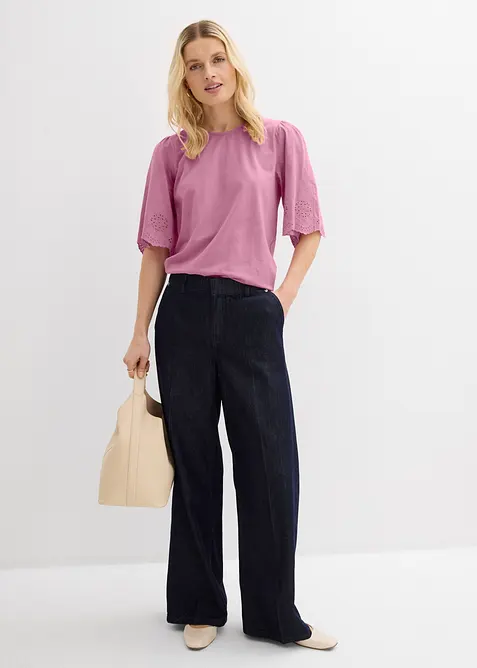 Topp med h&aring;lbroderi, bonprix