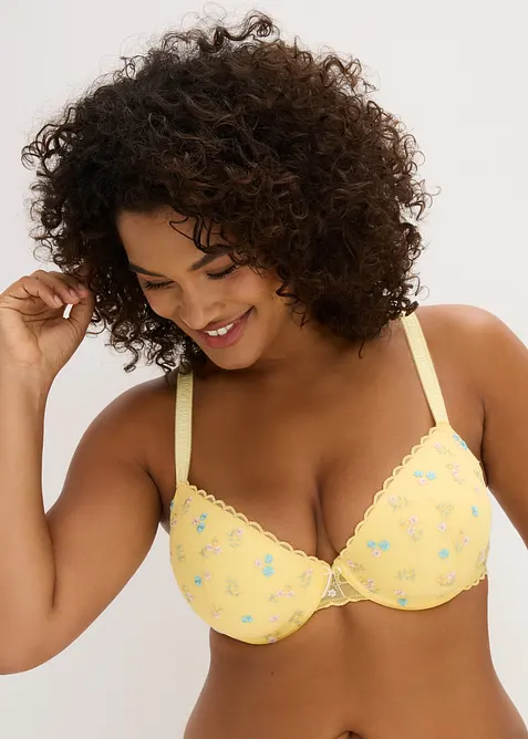 BH med formpressade kupor, av diskret spets, bonprix