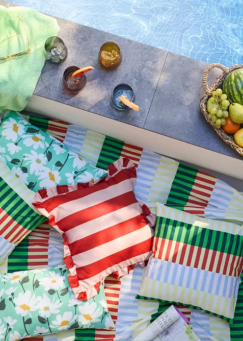 Kuddfodral med f&auml;rgstarka r&auml;nder (2-pack), bonprix