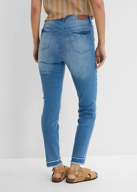 Ultra Soft Jeans i 7/8-l&auml;ngd, bonprix