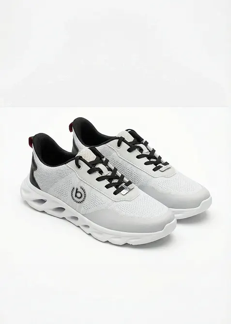 Sneakers med l&auml;tt sula fr&aring;n Bugatti, Bugatti