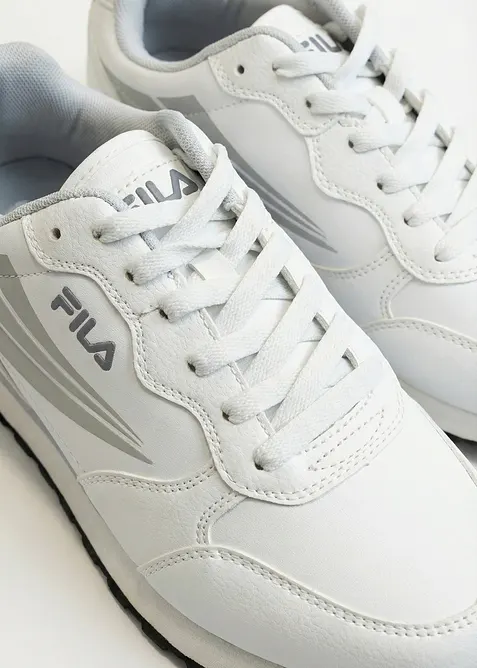 Sneakers fr&aring;n Fila med meshinf&auml;llning, FILA