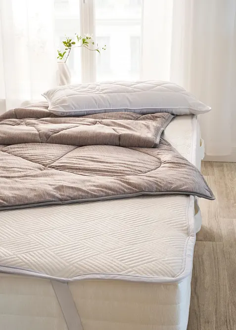 Svalkande madrasskydd, bonprix