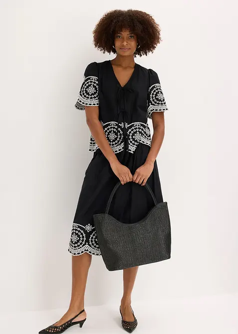 Blus i bomull med h&aring;lbroderi, bonprix