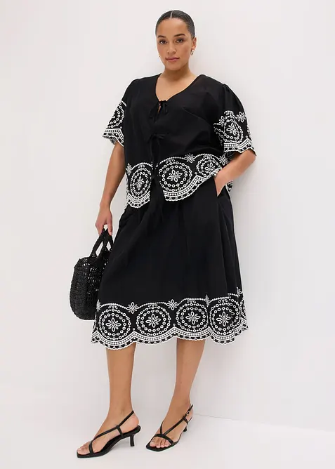 Blus i bomull med h&aring;lbroderi, bonprix