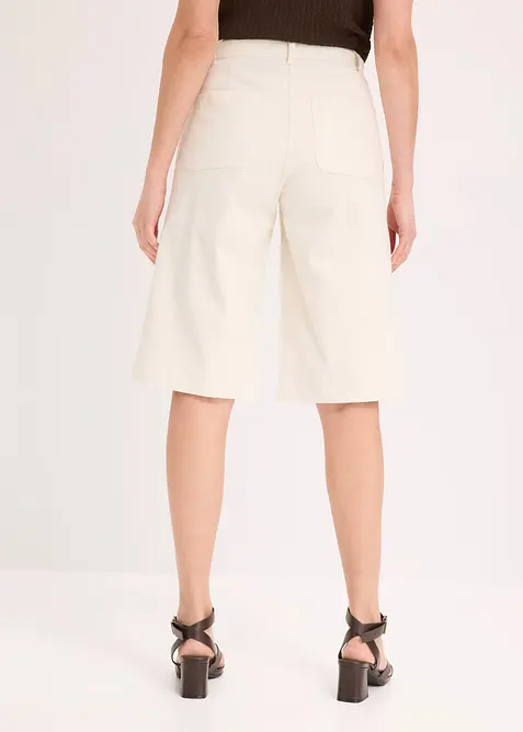 Shorts av elastisk twill, med vida ben, bonprix