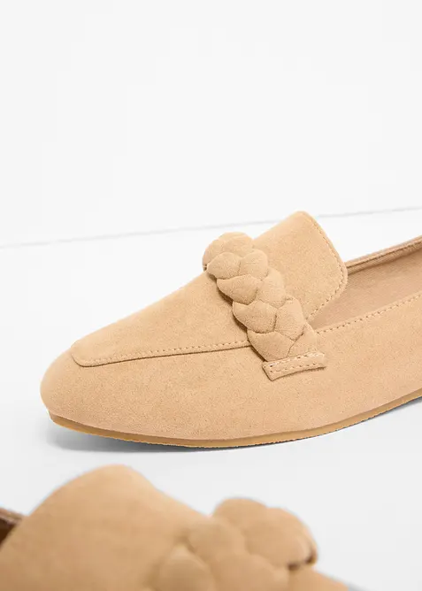 Loafers med fl&auml;tade remmar, bonprix