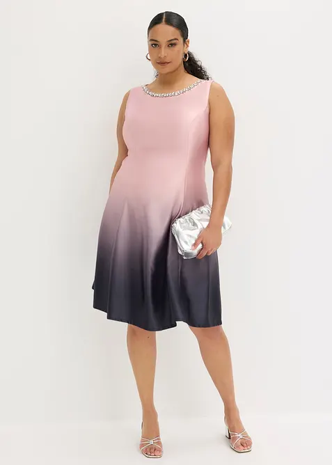 Minikl&auml;nning i glansig satin, bonprix