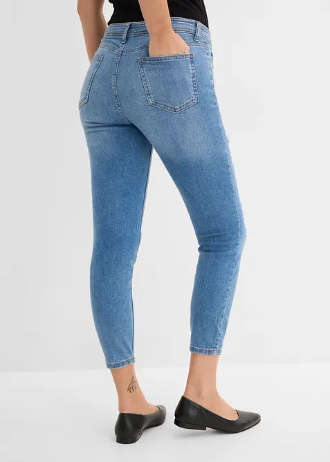 Korta stupr&ouml;rsjeans med destroyed-look, bonprix