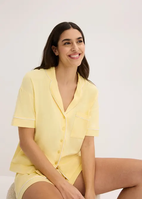 Pyjamas med shorts, i mjuk viskosmix, bonprix