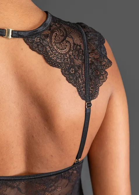 Stringbody med &ouml;ppen gren, bonprix