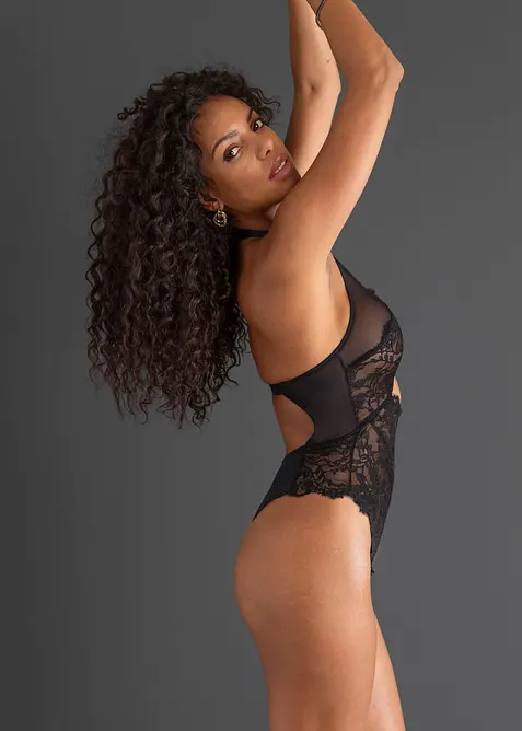 Stringbody med &ouml;ppen gren, bonprix