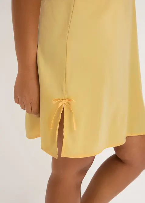 Neglig&eacute; i satin med skirt broderi, bonprix