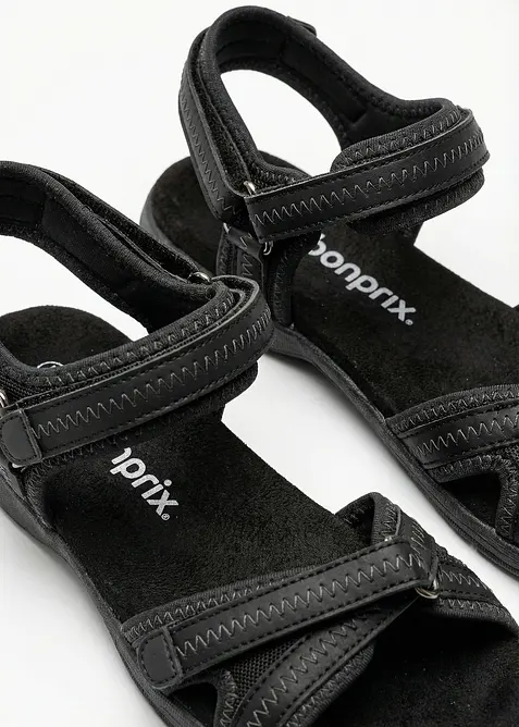Vandringssandal med profilsula, bonprix