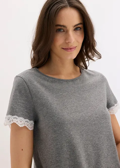 Pyjamas med shorts, av bomull med spets, bonprix