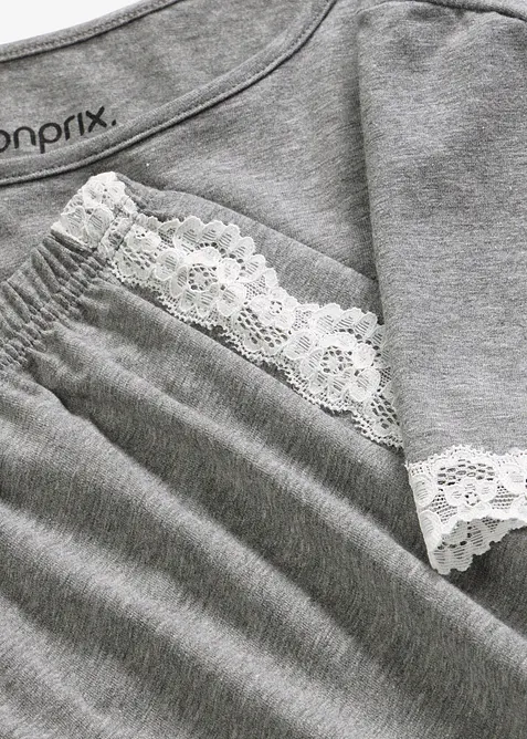 Pyjamas med shorts, av bomull med spets, bonprix