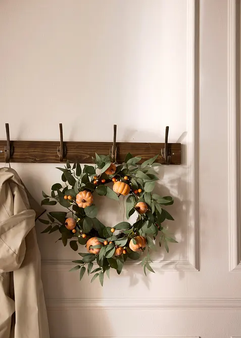 D&ouml;rrkrans med prydnadspumpor och LED-belysning, bonprix