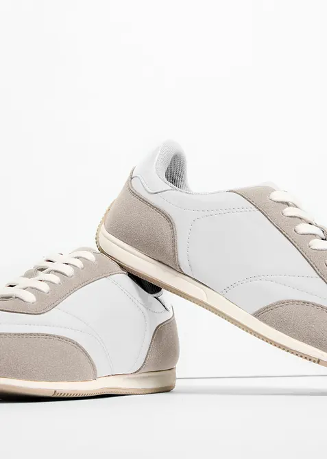 Sneakers i retrostil, bonprix