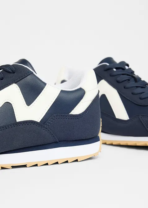 Sneakers med profilsula, bonprix
