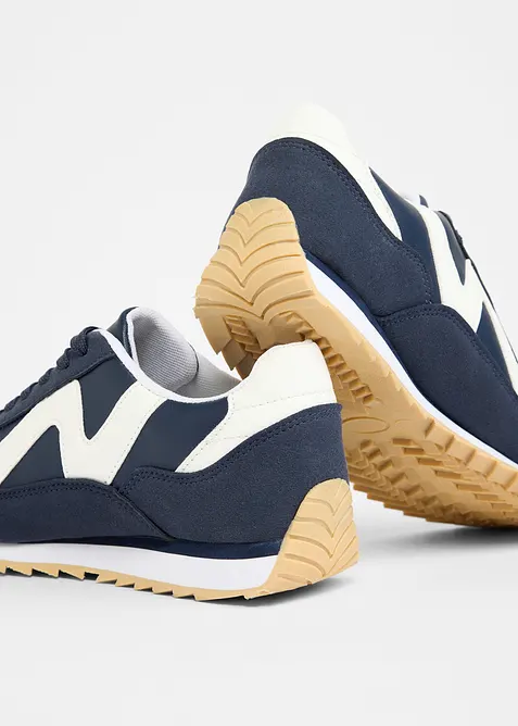 Sneakers med profilsula, bonprix