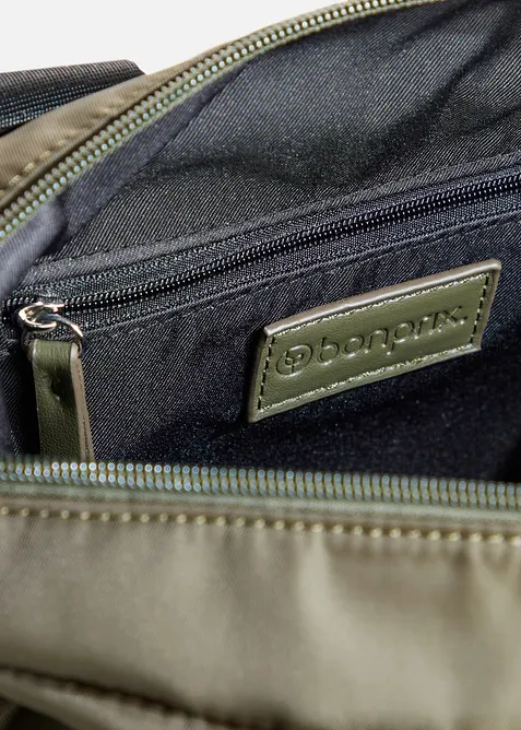 Sportv&auml;ska med kontrasterande detaljer, bonprix