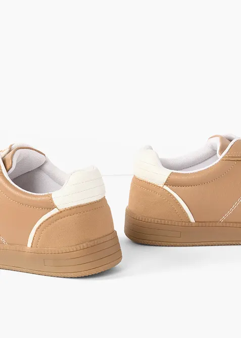 Sneakers med retrolook, bonprix