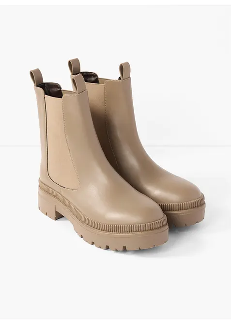 Chelseaboots med profilsula, bonprix