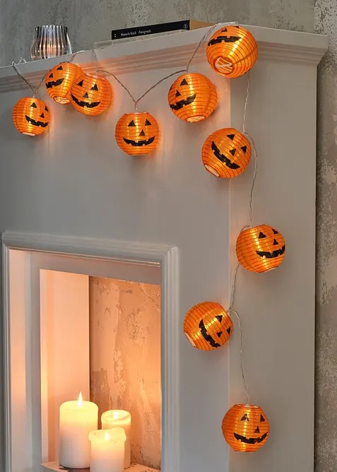 LED-ljusslinga med pumpor, bonprix