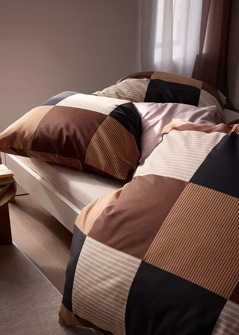 P&aring;slakanset med rutm&ouml;nster, bonprix