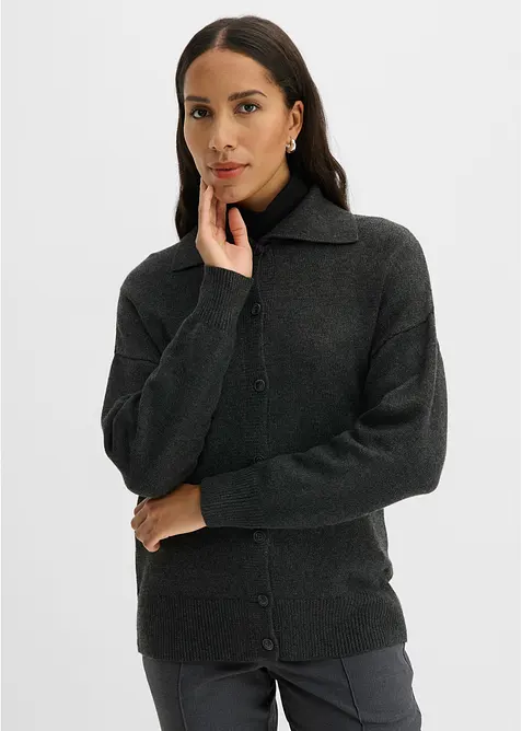 Stickad cardigan i ledig modell, av viskosmix, bonprix