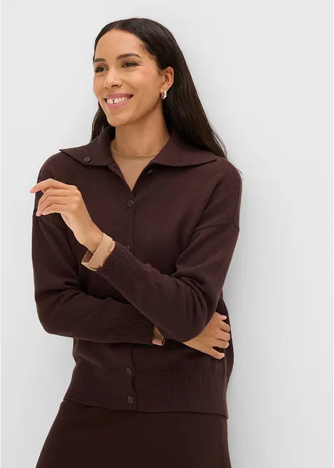 Stickad cardigan i ledig modell, av viskosmix, bonprix