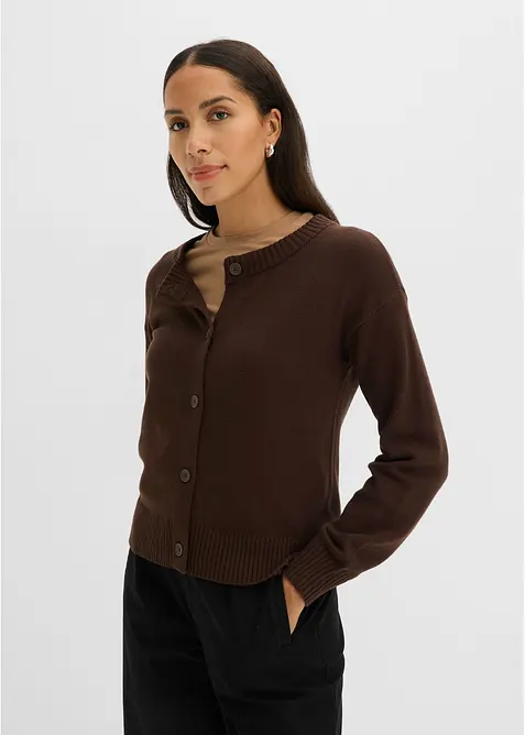 Stickad cardigan i kort modell, av bomullsmix, bonprix