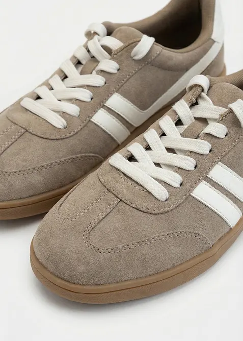 Sneakers i retrostil, bonprix