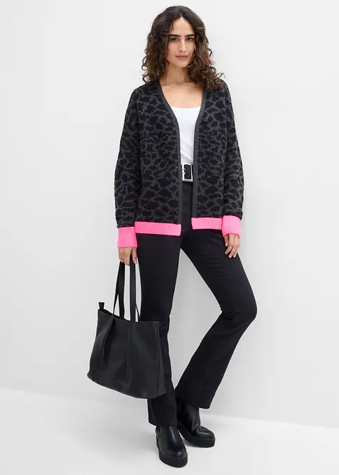 Grovstickad cardigan i vid modell, bonprix